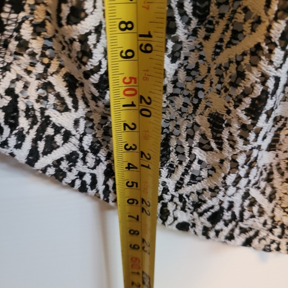 Dolcezza sheer cover up size L - Picture 11 of 12